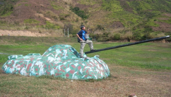 =0-0010   0 2004=11 軍營.jpg