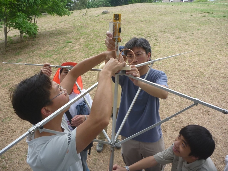 0008-0030 v---.jpg