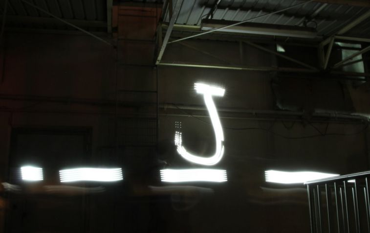 _01-0J.jpg