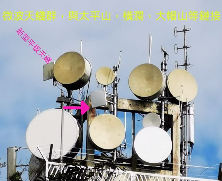 COLLAGE_20201225_213435.jpg