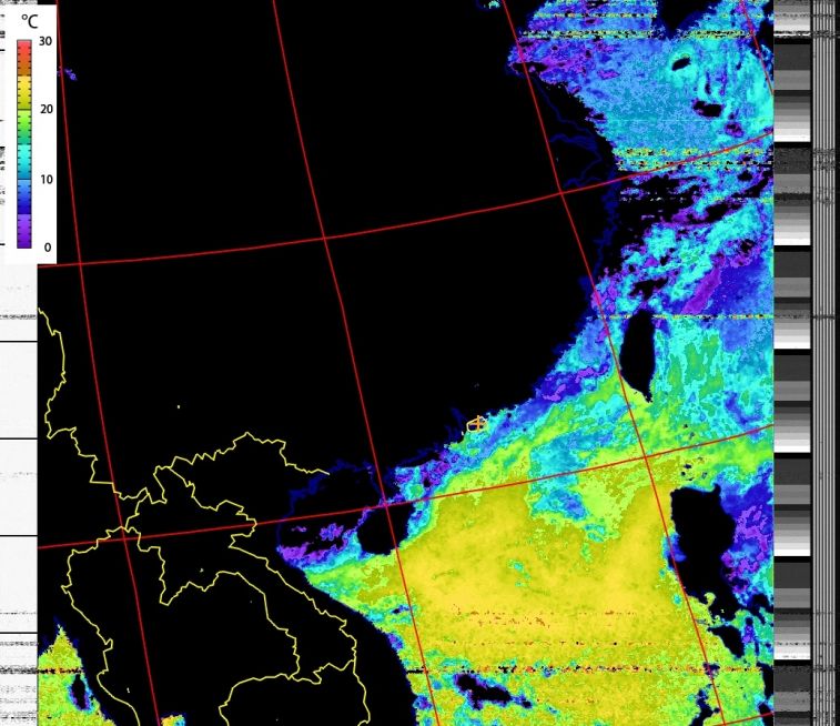 2022-04-16 NOAA 18_SEA TEMP.jpg