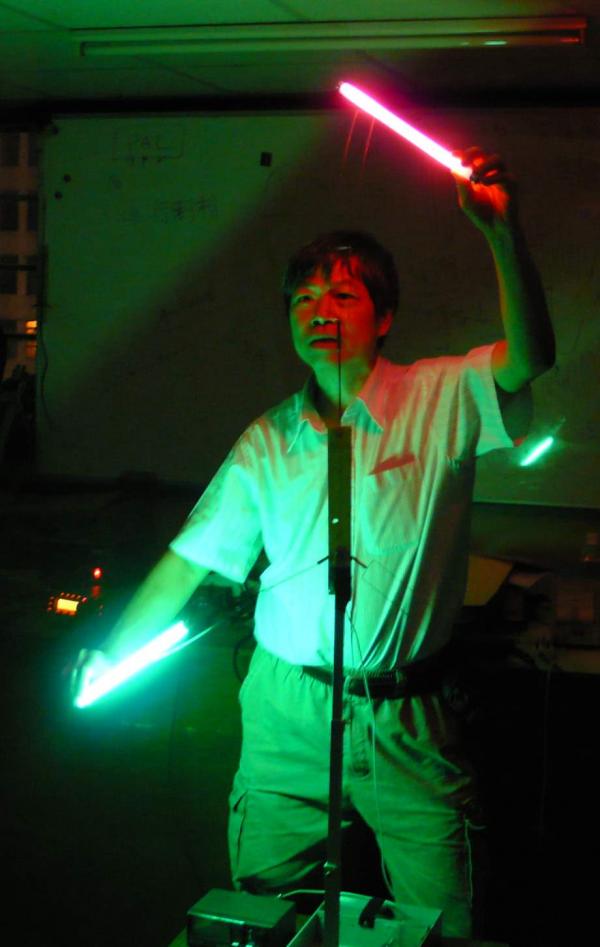 001a.JPG